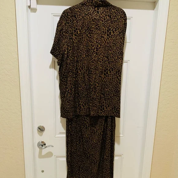DRESS Leopard Print 2 PC Jacket Buttons and MIDI Sleeveless Set With Slits 22W - Picture 6 of 13
